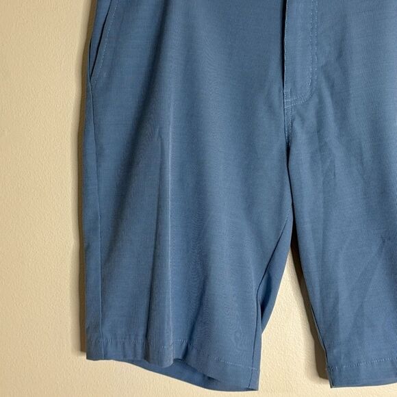 Travis Mathew mens performance wear lightweight golf style shorts size 36 - Picture 3 of 8